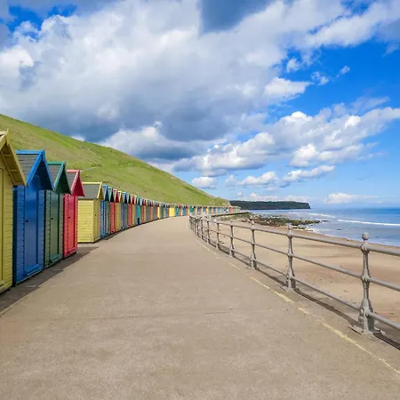 Holiday home Calico Whitby